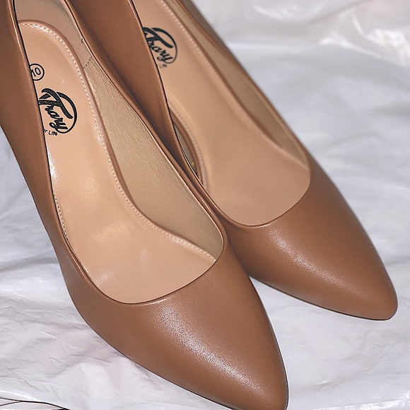 Brown Trary high heels 👠 - Picture 2 of 13